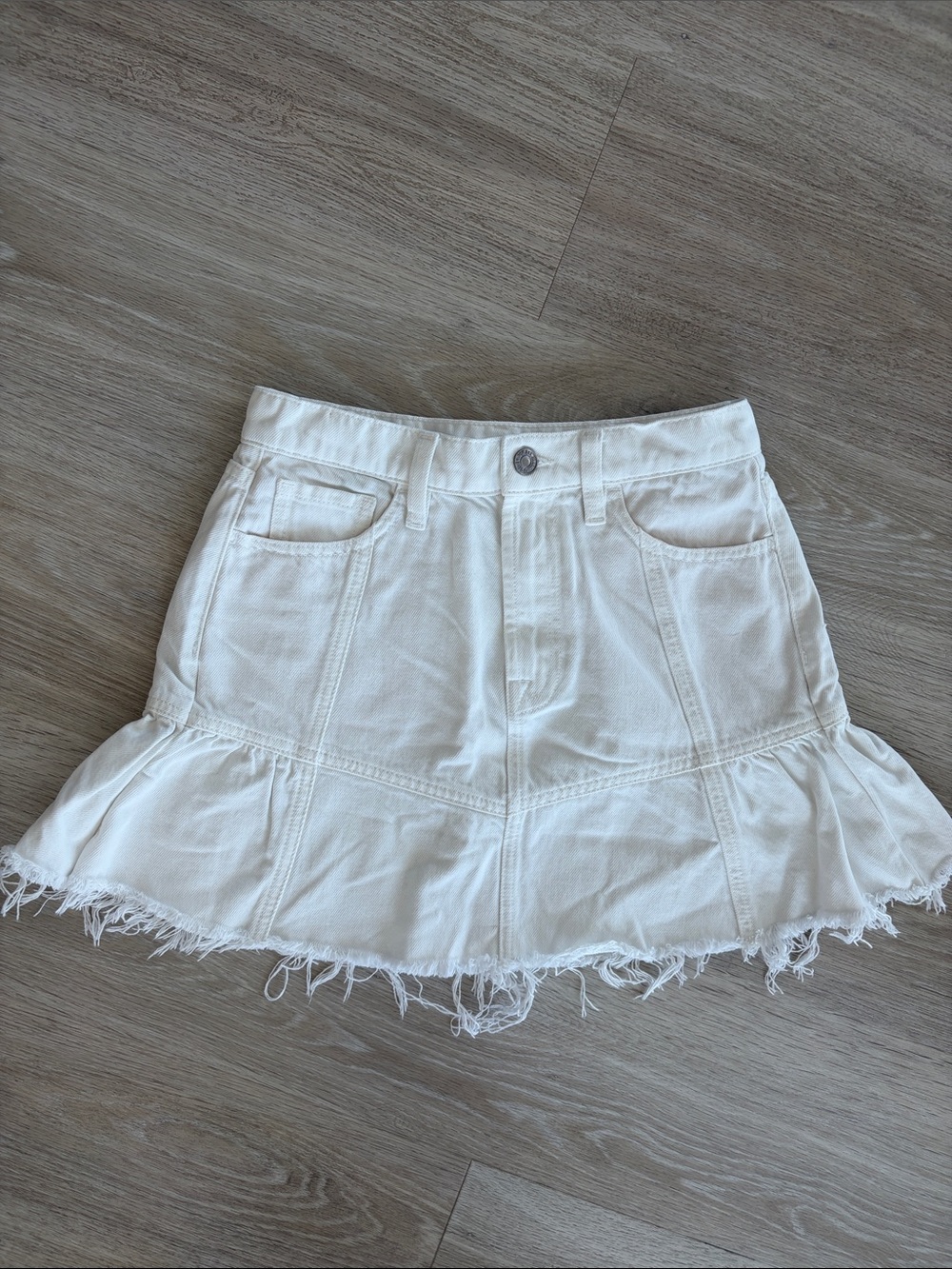 7 For All Mankind Y2K White Denim Flare Mini Skirt Size 26